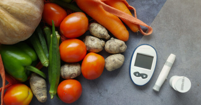 Digital glucometer lancet pen with vegetables